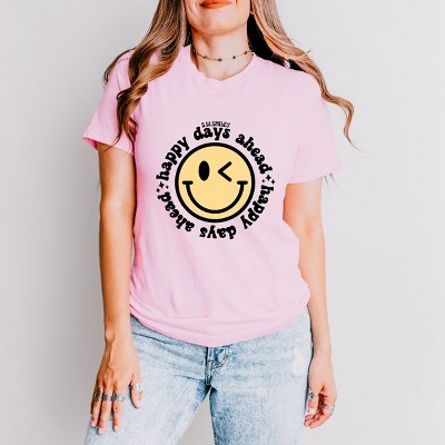 Simply Sage Market S.W.Smiley Happy Days Ahead Smiley Face Short Sleeve Tee - L - Pink