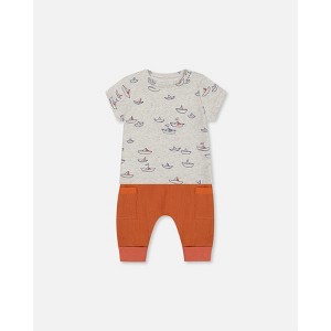 Deux par Deux Boy Organic Cotton Top and Muslin Pant Set Little Paper Boats and Terracotta - 1 of 4