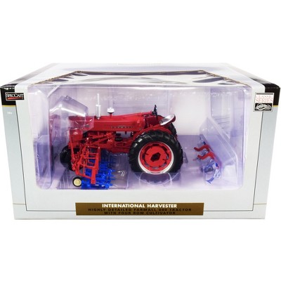 International Harvester Farmall 400 Tractor with Four Row Cultivator "Classic Series" 1/16 Diecast Model by Speccast