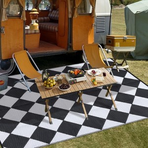 Outdoor patio rug, plastic straw. Waterproof, reversible, modern geometric trellis. For porch, RV, backyard, pool, picnic, beach, camping - 1 of 4