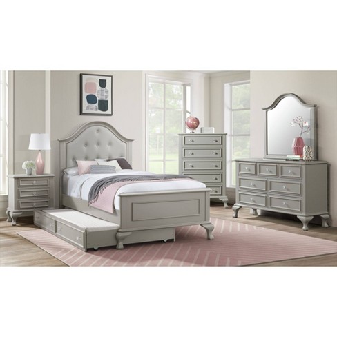 Twin bedroom set outlet with trundle