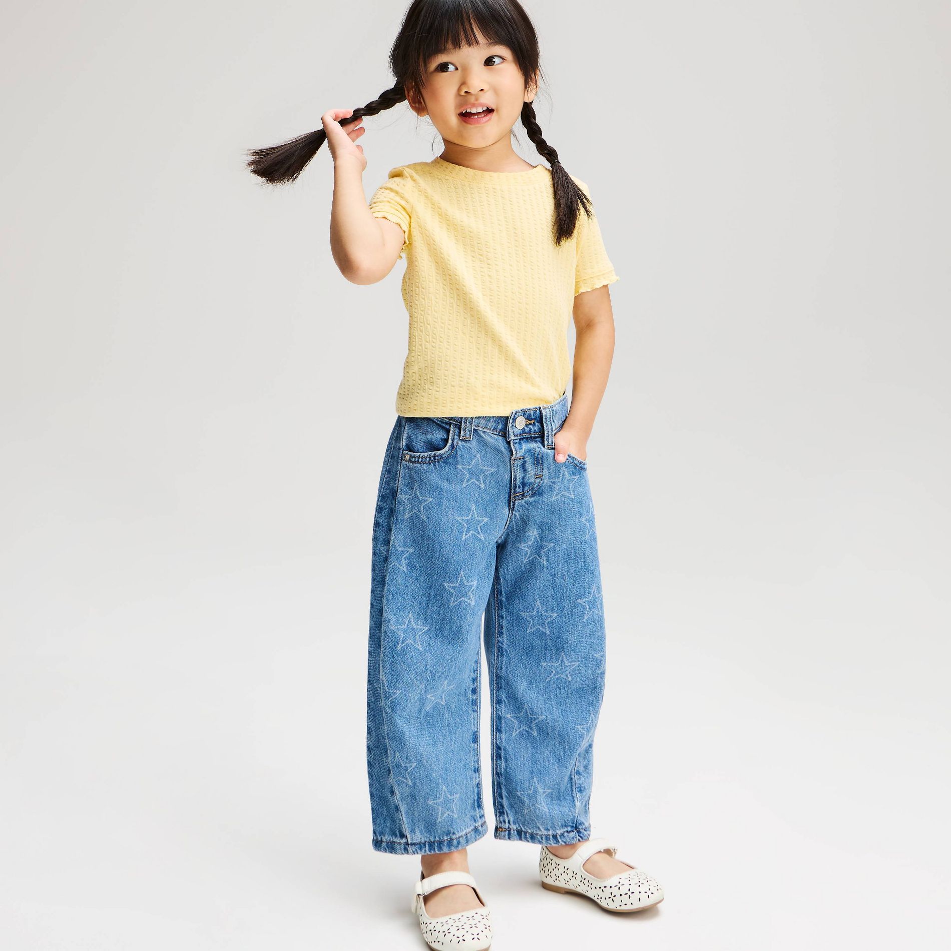 Toddler Girls' Stars Barrel Denim Pants - Cat & Jack™ Medium Wash 12M