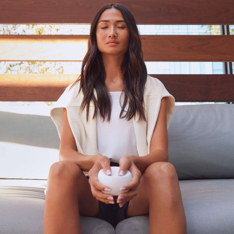 Hyperice Core Premium Smart Meditation Trainer, 4 of 7