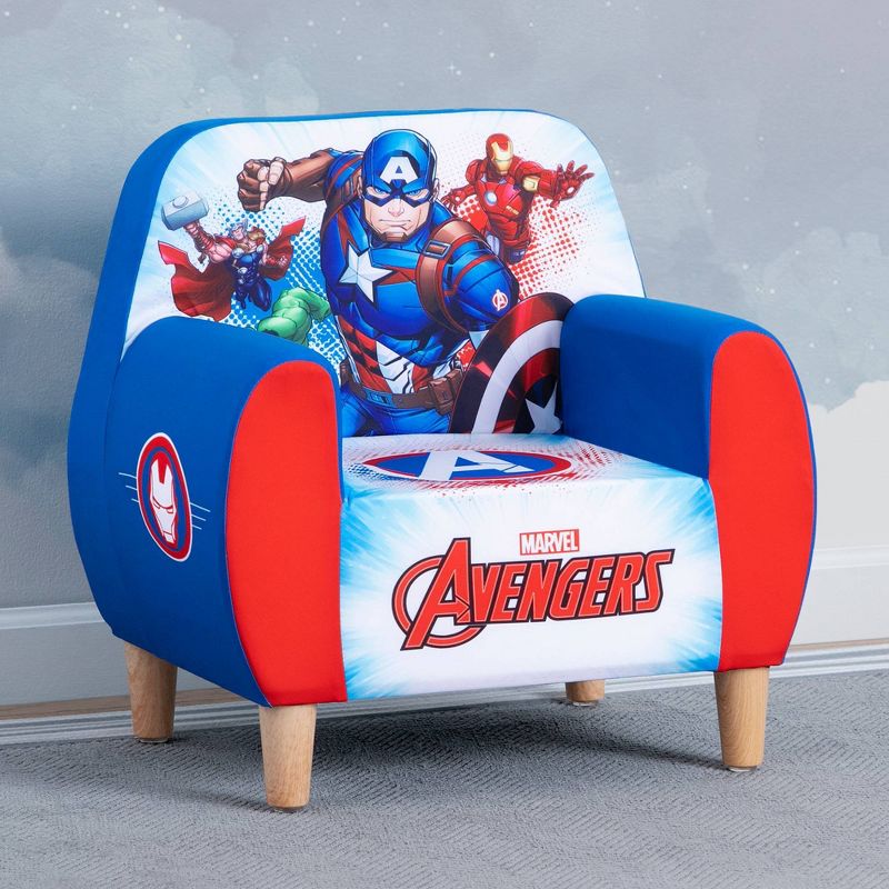 Delta Children Kids&#39; Marvel Avengers Foam Chair, 3 of 11