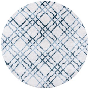 Isabella ISA957 Machine Made Indoor Rug - Safavieh - 1 of 3