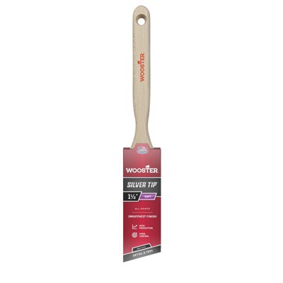Wooster Silver Tip 1-1/2 in. Soft Semi-Oval Angle Paint Brush