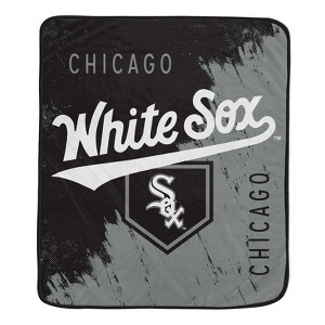 MLB Chicago White Sox Painted Plate Ultra Soft Blanket: Sports Team Logo Plush Throw - 1 of 1