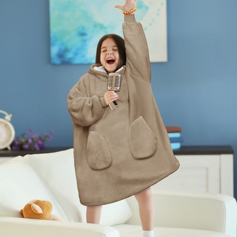 PAVILIA Wearable Blanket Sweatshirt for Kids Boy Girl, Warm Cozy Oversized Giant Hoodie, Fleece Faux Shearling Two Pocket, 3 of 8