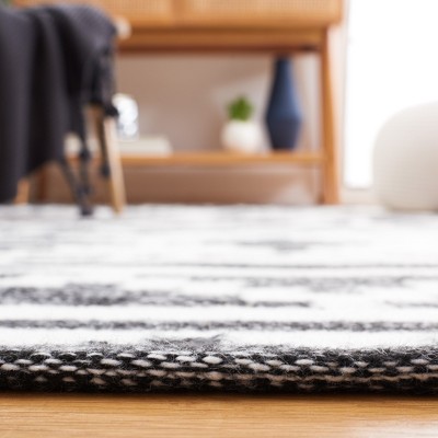 Handmade Black Geometric Synthetic Square Area Rug, 6'x6'