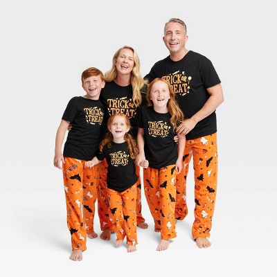 matching pajamas family set