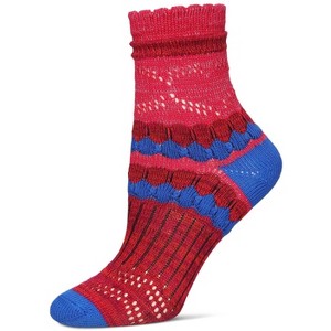 Memoi Women's Super Chain Stunning Soft-Fit Cotton-Rich Crew Sock - 1 of 3