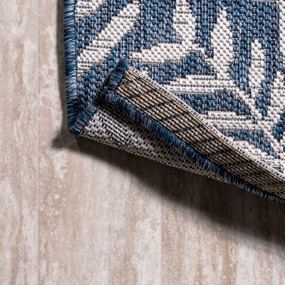 Tropical Retreat Ivory and Navy 9' x 12' Synthetic Flatweave Area Rug