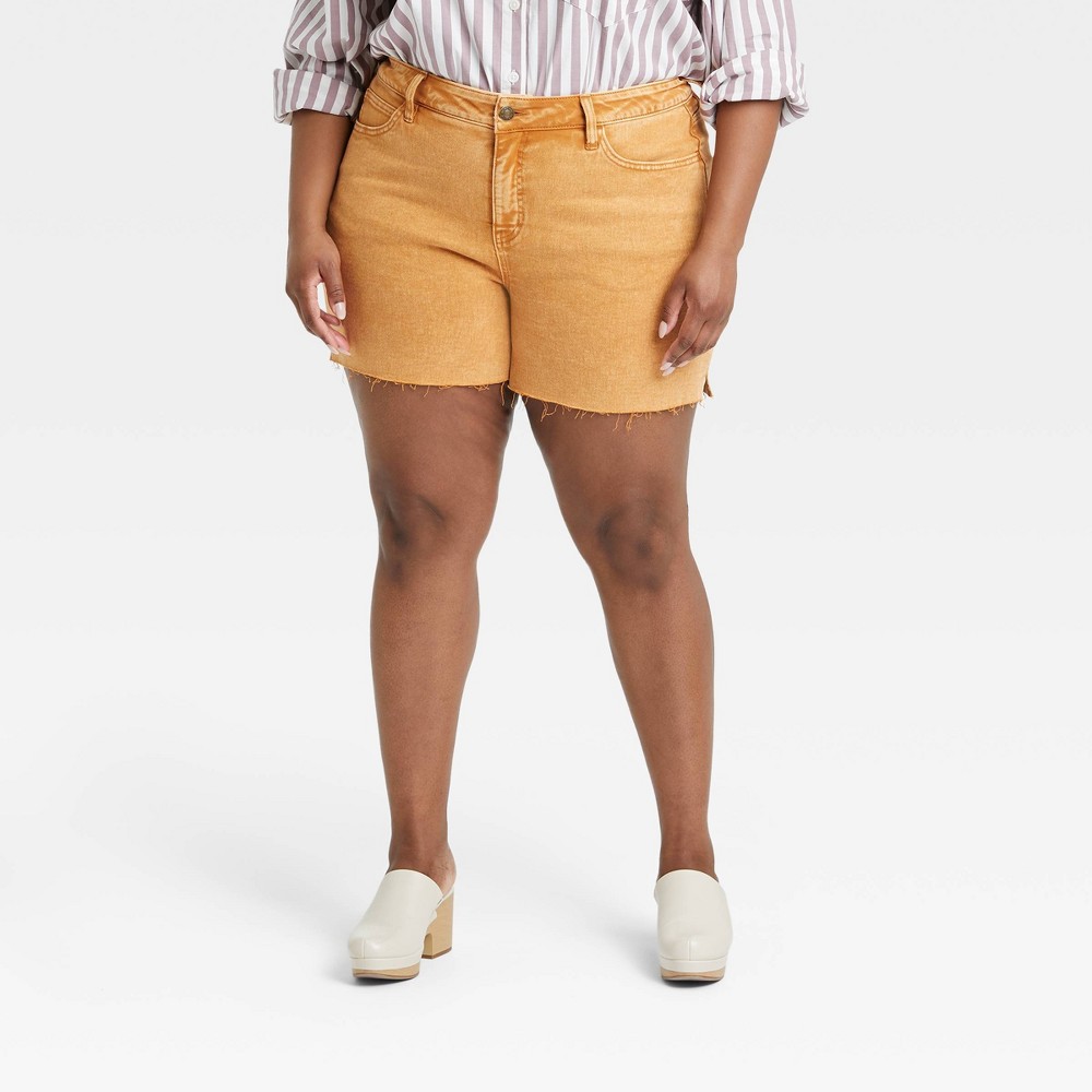 Ava mid rise jean short