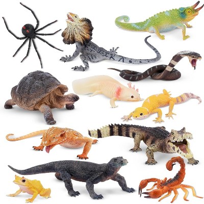 12-Piece Madagascar Animal Figurines Set, Realistic Lemur, Chameleon and Fossa Toys for Educational Jungle Collections