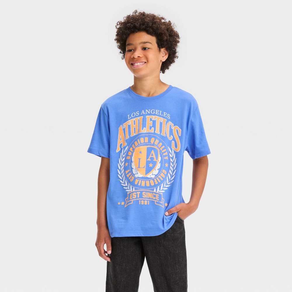 size 8 Boys' LA Athletics Short Sleeve Graphic T-Shirt- art class™ Blue M
