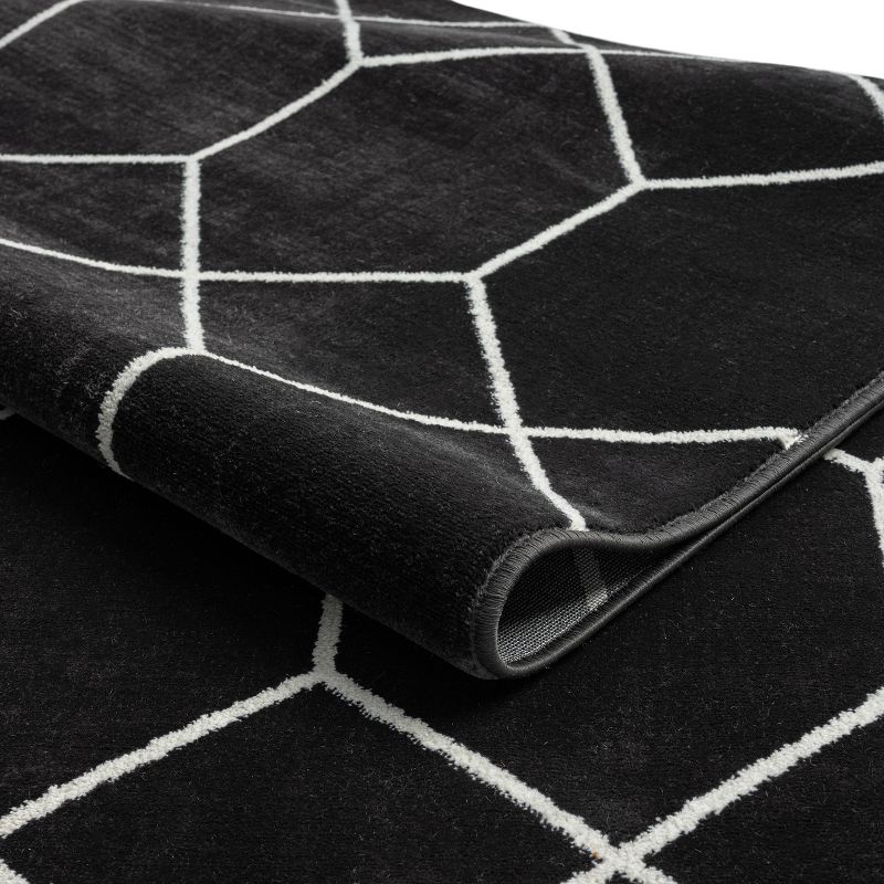 LIVN CO. Contemporary Trellis Geometric Woven Area Rug, Cream/Black, 4 of 10