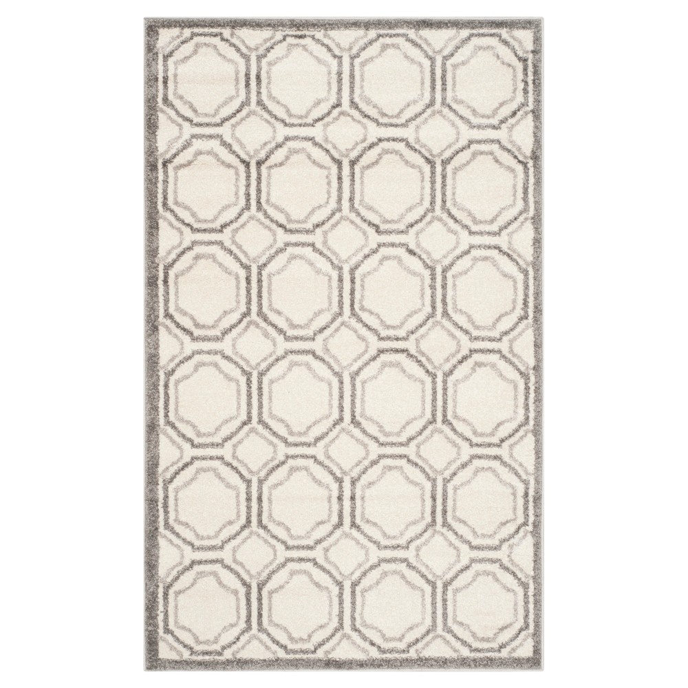 Amala 3'X5' Indoor/Outdoor Rug - Ivory/Light Gray - Safavieh