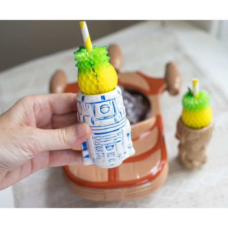 Beeline Creative Geeki Tikis Star Wars Landspeeder Punch Bowl with Luke and R2-D2 Mini Muglets, 4 of 7