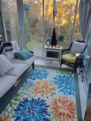 Rosana Floral Machine Washable Indoor/Outdoor Area Rug — nuLOOM