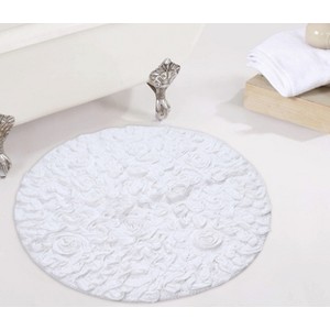 Bell Flower Collection Cotton Floral Pattern Tufted Bath Rug - Home Weavers - 1 of 4