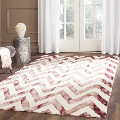 Hand-Tufted Ivory & Maroon Wool Rectangular Area Rug