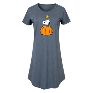 Women's - Peanuts - Snoopy Woodstock Pumpkin Graphic T-shirt Dress - 1 of 4