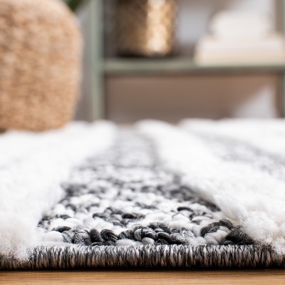 4' x 6' Black Diamond Braided Shag Rug