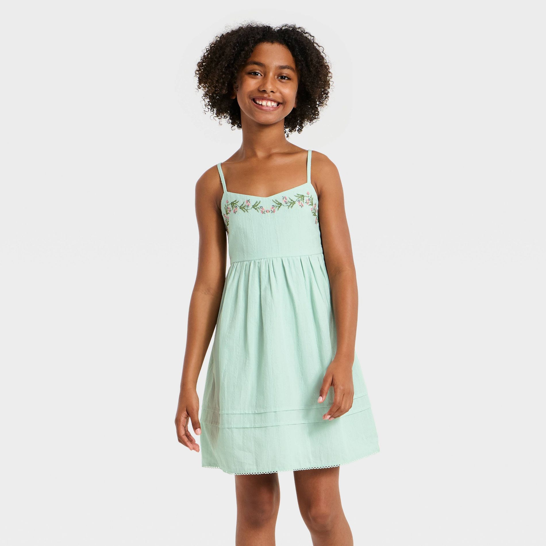 Girls' Embroidered Trim Babydoll Dress - art class™