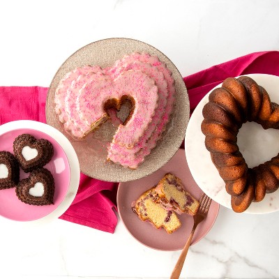 Elegant Heart Shaped Non-stick Aluminum Bundt Pan