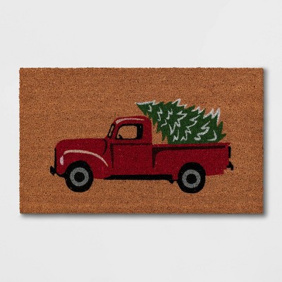 1'6"x2'6" Holiday Truck Place Holder Door Mat Red - Wondershop™