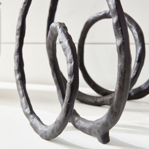 Plum & Post Eldon Sculptures Decorative Objects Set of 2 - 1 of 4