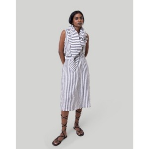 Reistor Women's Boxy Crop Top - 1 of 4