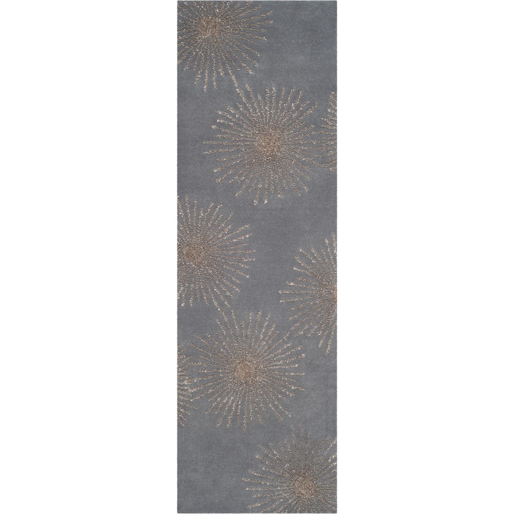 2'6inx8' Runner Burst Tufted Dark Gray/Silver - Safavieh