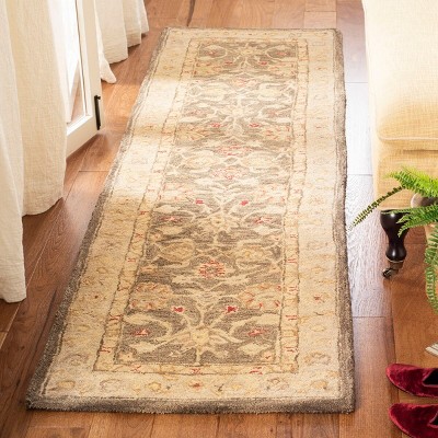 Handmade Tufted Gray Wool Round Accent Rug 24"
