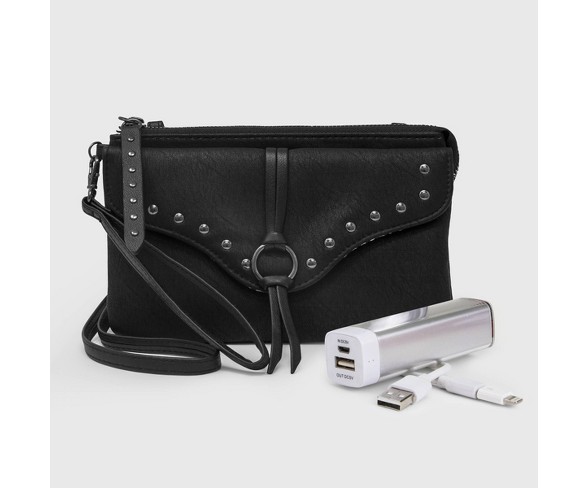 Stella & Max Wristlet With Phone Charging Battery - Black