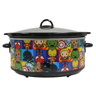 Uncanny Brands - Marvel Kawaii Earth's Mightiest Heroes 7qt Slow Cooker