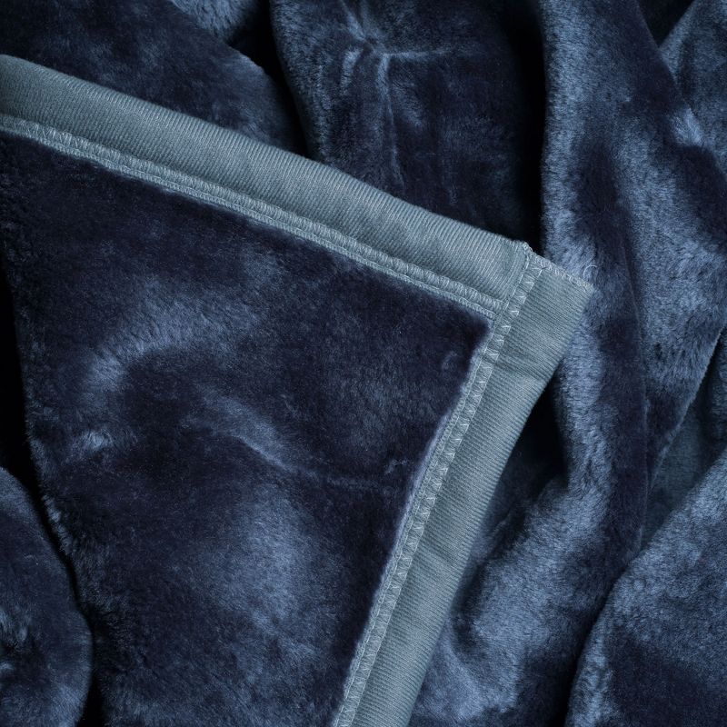 Lavish Home Solid Soft Heavy Thick Plush Mink Blanket 8 pound - Grey, 3 of 6