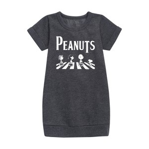 - Peanuts - Peanuts Crossing Road Graphic Short Sleeve Fleece Dress - 1 of 4