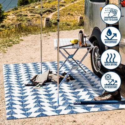 Ivory and Blue Geometric Synthetic Reversible Area Rug, 3x5 Feet