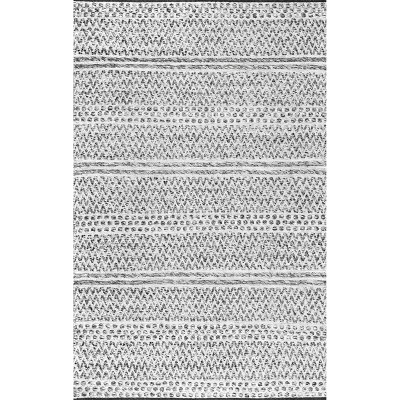 Nuloom Natosha Indoor/Outdoor Chevron Striped Area Rug