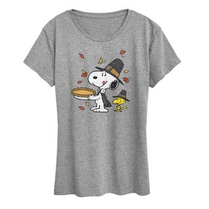 Women's - Peanuts - Thanksgiving Scene Short Sleeve Graphic T-Shirt - 1 of 4