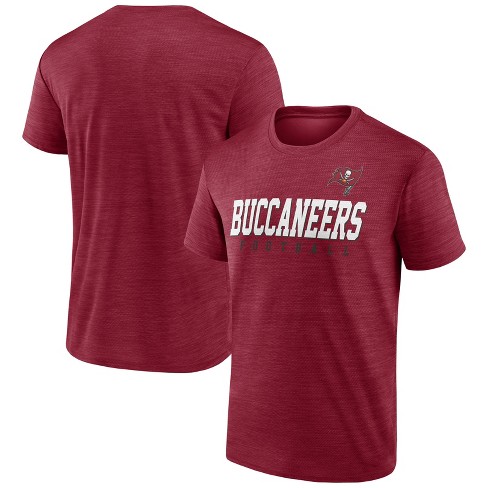 NFL Tampa Bay Buccaneers Men's Quick Turn Performance Short Sleeve T-Shirt  - S