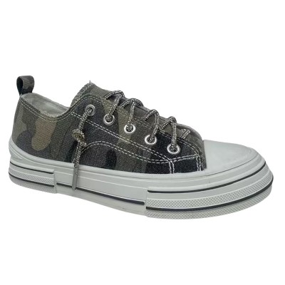 Женские кроссовки Very G Womens Aman Camo Lace Up Platform Slip On Canvas Sneaker, Khaki (8.5) — фото 2