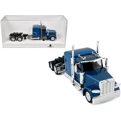 thumbnail interactive-video image 1 of New Ray 1:32 Scale Freightliner Classic XL Car Carrier Truck Model - White - Diecast Toy For Ages 8+ 1 of 4
