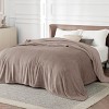 Bedsure | Flannel Blanket Solid 280GSM Soft Fuzzy Plush  Bed Blanket - 2 of 4