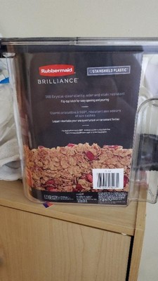 Rubbermaid Brilliance Pantry Cereal Keeper, 18-Cup Airtight Cereal