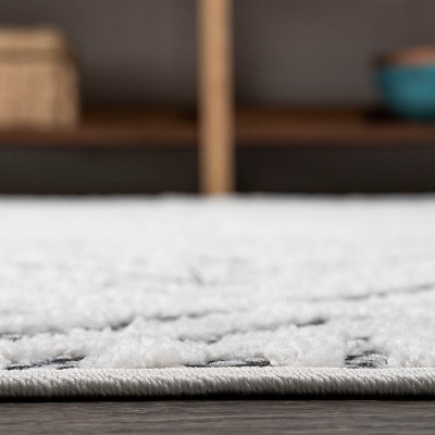 Jordan Ivory Geometric Synthetic 3'x5' Indoor/Outdoor Rug
