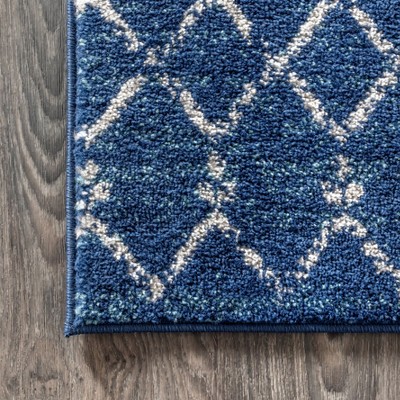 Modern Indigo Ivory Moroccan Diamond 4' x 6' Area Rug