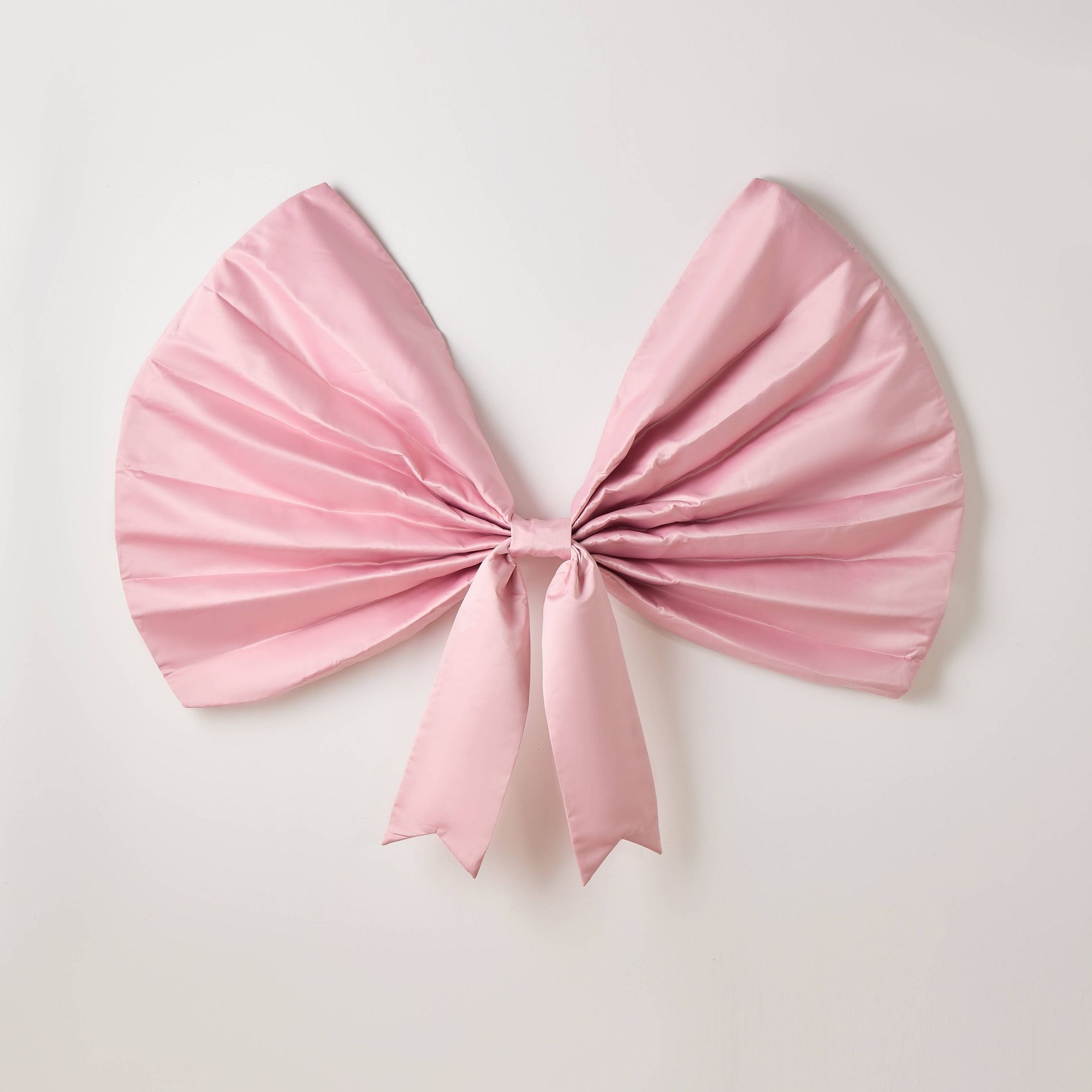 57" Bow Decorative Wall Hanging