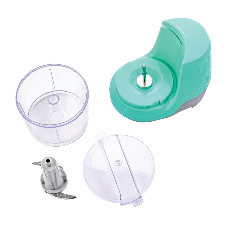 Brentwood 1.5 Cup Mini Food Chopper in Blue, 3 of 5